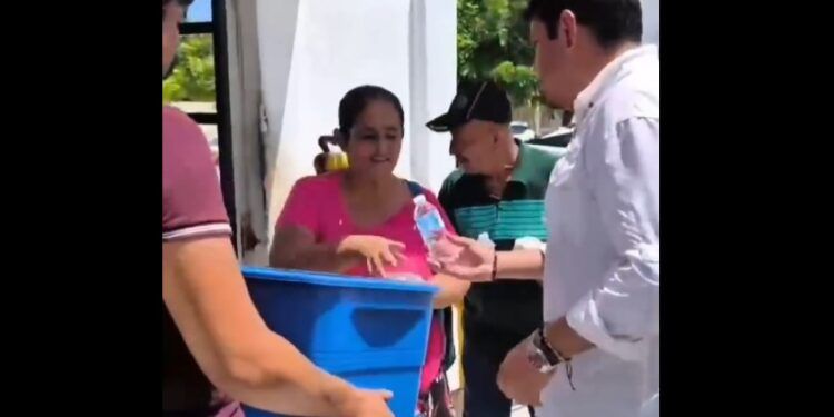 Saulo Aguilar: presume más de lo que ayuda
