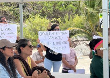 Protesta empaña aniversario del Parque Nacional Tulum; denuncian caída de hasta 70% en ingresos