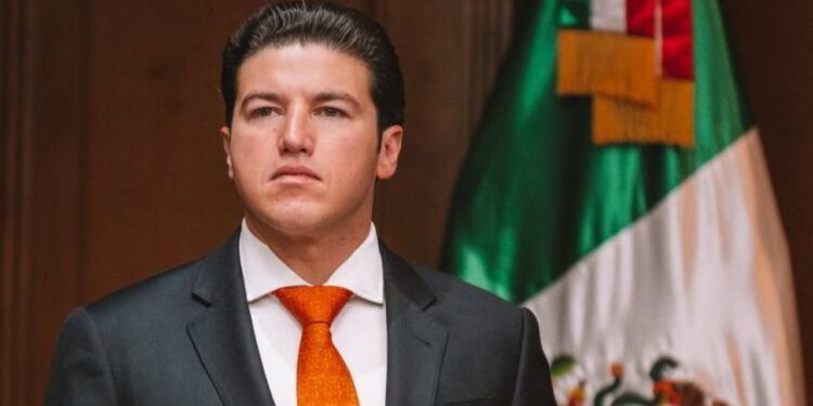 Samuel García de MC y la política del simulacro