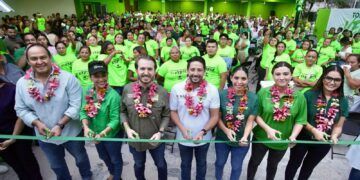 Renán Sánchez Tajonar inaugura la Casa Verde en Playa del Carmen