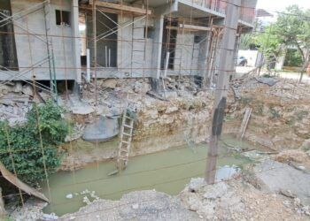 Alertan contaminación en cenotes y playas por mal manejo de aguas residuales en Tulum