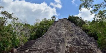 Descubren que una mujer gobernó Cobá hace más de mil 400 años