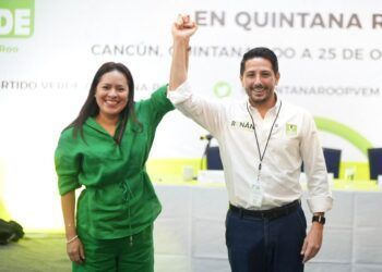 Refrenda Karen Castrejón liderazgo de Renán Sánchez Tajonar en Quintana Roo