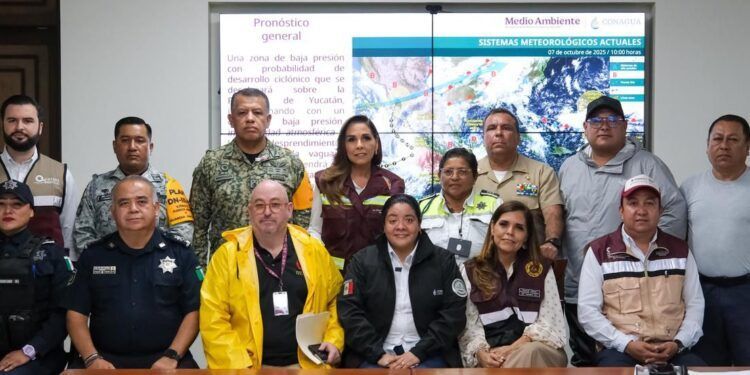 Fortalece Mara Lezama acciones preventivas ante zona de baja presión que afecta a Quintana Roo