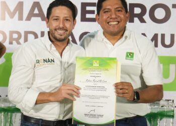 Renán Sánchez Tajonar encabeza la toma de protesta de la nueva dirigencia municipal del Partido Verde en Tulum