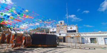 Instalan en Tulum un “Portal Maya” para celebrar el Día de Muertos