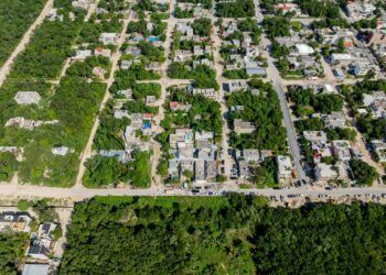 Tulum regula horarios de circulación para vehículos de carga en zonas de alta afluencia