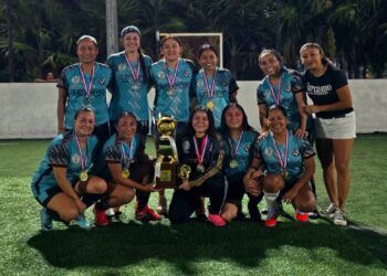 “Guerreras” se corona campeona de la Liga de Fútbol Rápido Femenil “Unidas por el Deporte” en Tulum