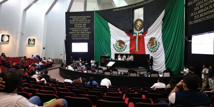 Turnan a comisiones iniciativa para proteger a las infancias y adolescencias en Quintana Roo