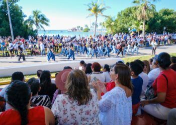 Chetumal celebra con gran participación el 115 aniversario de la Revolución Mexicana