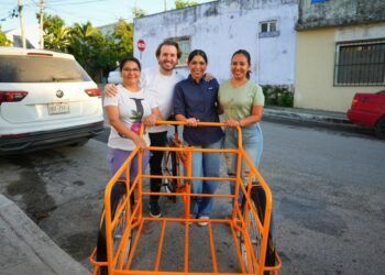 Fernando Muñoz y Anaiza Quian refuerzan trabajo comunitario en Puerto Aventuras; anuncian apertura de casa de gestión