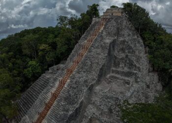Reabre el ascenso al Nohoch Mul en Cobá, la pirámide más alta de la península de Yucatán