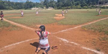 Diablillas Mestizas de Hondzonot suman otra victoria en duelo amistoso de softbol