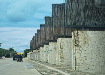 Reportan irrupción violenta en hotel Diamante K, propiedad de Roberto Palazuelos, en la zona costera de Tulum