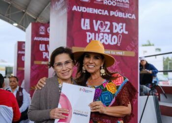 Atiende Mara Lezama de manera directa a las y los cozumeleños en “La Voz del Pueblo”
