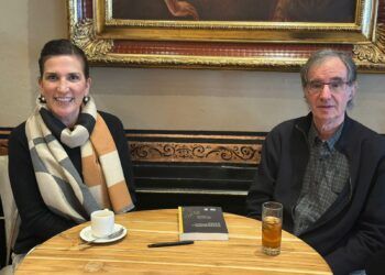 Invita Kenia López Rabadán a José Woldenberg a participar en la discusión de la reforma electoral
