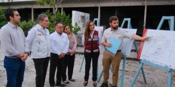 Anuncian Mara Lezama y Alejandro Svarch recuperación del antiguo hospital Kumate para construir el Hospital Materno Infantil de Cancún
