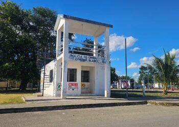 Van por el rescate de la caseta policial del fraccionamiento Américas III en Chetumal