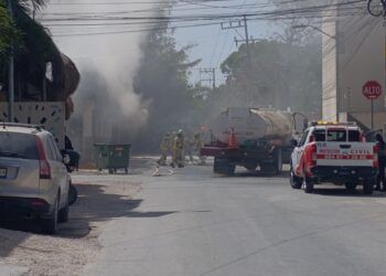 Ola de incendios y ataques a negocios provoca movilización en Tulum y otros municipios de Quintana Roo