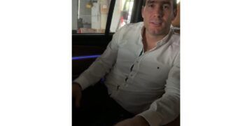 Desmienten traslado en ambulancia de alcalde de Tulum; atención médica fue para funcionaria municipal