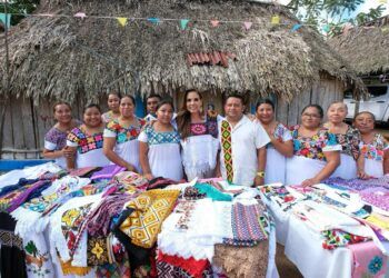 En el Día de las Artesanas y los Artesanos, Mara Lezama reconoce a artesanos mayas como protagonistas del desarrollo y turismo comunitario