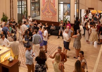 Arte internacional llega a Tulum Country Club con exposición del discípulo de Salvador Dalí