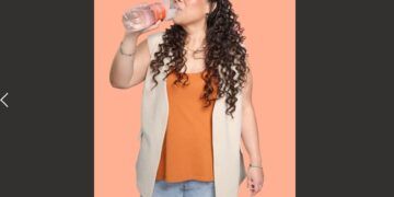 Michelle Rodríguez impulsa mensaje de autenticidad en campaña de Bonafont “Naturalmente Poderosa”