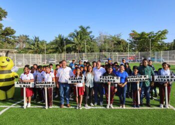 Inauguran cancha de fútbol 7 en Carlos A. Madrazo con “Mundialito” infantil que reúne a comunidades rurales
