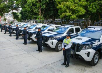 Refuerzan seguridad en Puerto Morelos con 15 nuevas patrullas entregadas por Mara Lezama y Blanca Merari