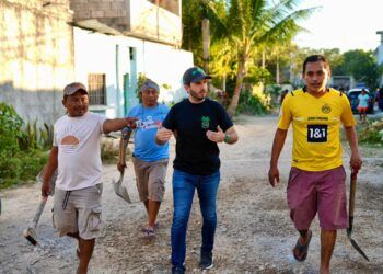 Fernando Muñoz Calero refuerza apoyo en zonas vulnerables de Playa del Carmen