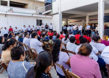 Gobierno municipal y taxistas de Tulum fortalecen trabajo coordinado en beneficio de la población