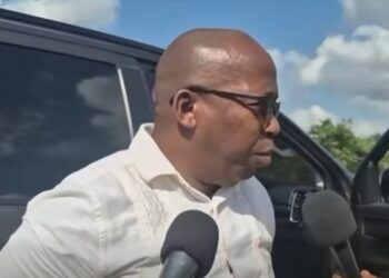 Transportistas presionan en Belice por alza de combustibles; acuerdo implica aumento al pasaje