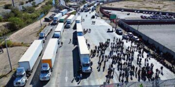Agricultores y transportistas anuncian paro indefinido en 20 estados desde el lunes