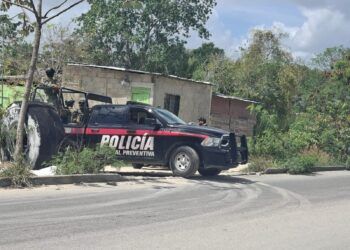 Caen tres presuntos extorsionadores en Cancún; uno más logra escapar tras operativo en la Región 247