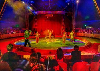 Inicia festejo del Día del Niño en Tulum con circo gratuito; asisten más de 2 mil menores