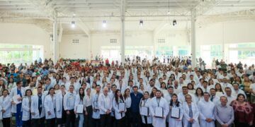 Llegan 123 especialistas al IMSS en Quintana Roo para reforzar atención médica