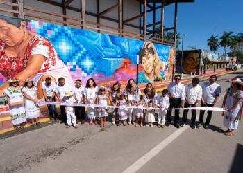 Carrillo Puerto se pinta de historia: inauguran “Caminos Ancestrales”, un corredor mural que honra la identidad maya