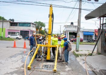 Chetumal se prepara para lluvias con desazolve preventivo en puntos críticos