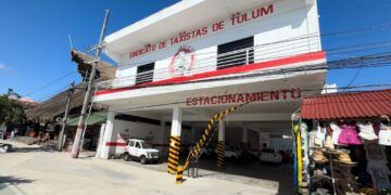 Analizan ampliar transporte colectivo a colonias en regularización en Tulum