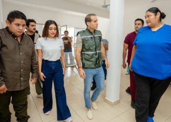 Supervisa Diego Castañón condiciones de la Casa de Salud de Akumal