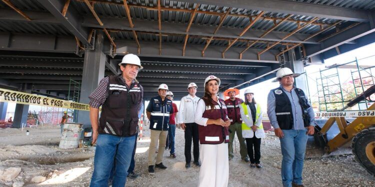 Mara Lezama supervisa avance del nuevo Hospital General del ISSSTE en Chetumal