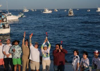 Dan salida inaugural Mara Lezama y José Luis Chacón al 55 Rodeo de Lanchas Mexicanas en Cozumel 2026