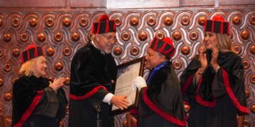 Doctorado a la carta: el caso Erik Borges y el prestigio en oferta