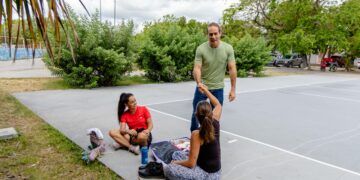 Tulum fortalece infraestructura deportiva con rehabilitación de canchas en la Unidad Deportiva