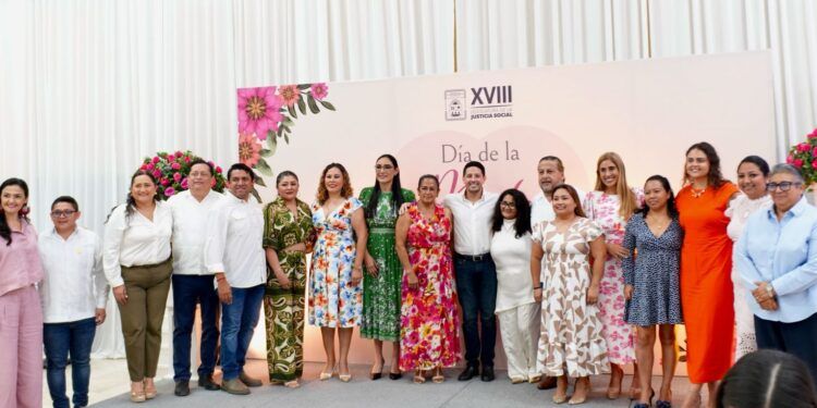 Renán Sánchez reconoce a las madres como pilar de la familia y motor del desarrollo social