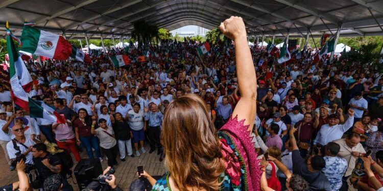 Más de 25 mil personas respaldan llamado de Claudia Sheinbaum a defender la soberanía nacional