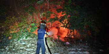 Advierten multas de hasta 50 mil pesos por quemas de basura en Tulum