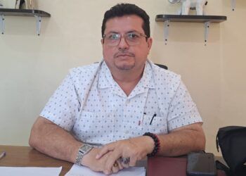 Reactivan construcción de domos escolares en Cobá tras inconformidad de padres de familia