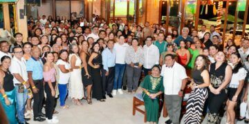 Renán Sánchez Tajonar reconoce la labor de las maestras y maestros