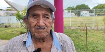 Entre la milpa y el celular: abuelos mayas temen que el campo quede en el olvido